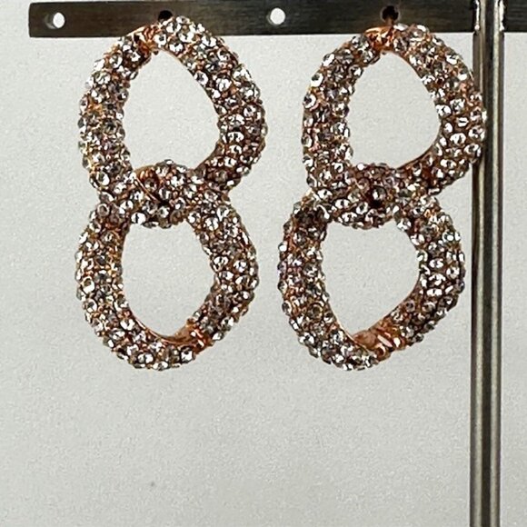 Figure 8 Dimal Earrings - Picture 1 of 2